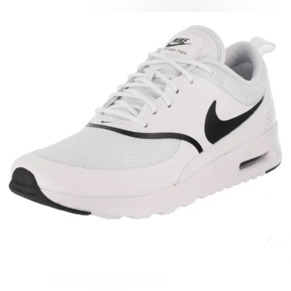 NIKE WOMENS AIR MAX THEA Black / White - Size: 9